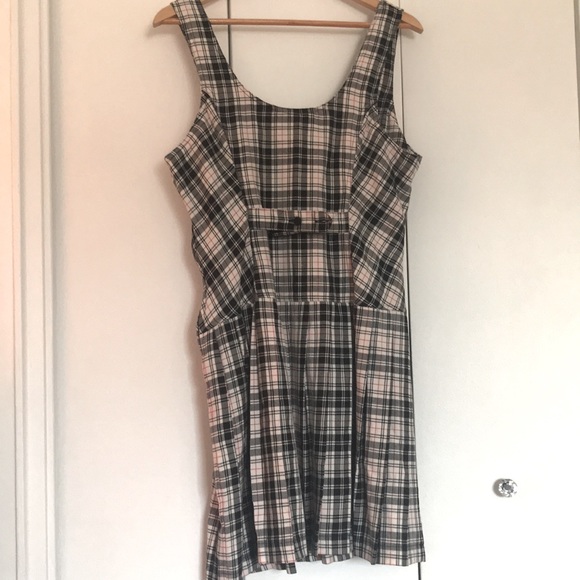 Vintage California Girl Black, Red, White Pleated Plaid Romper Size 13/14 (MED)? - Picture 8 of 13